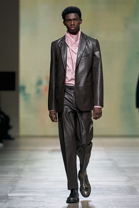 hermes fall 2022 menswear|Vogue’s best looks from the Hermès fall/winter 2022 menswear .